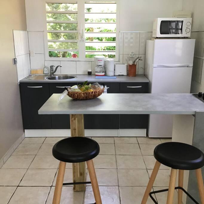 Apartmán Efoa : Un Havre De Paix Non Loin Du Centre Fort-de-France Exteriér fotografie